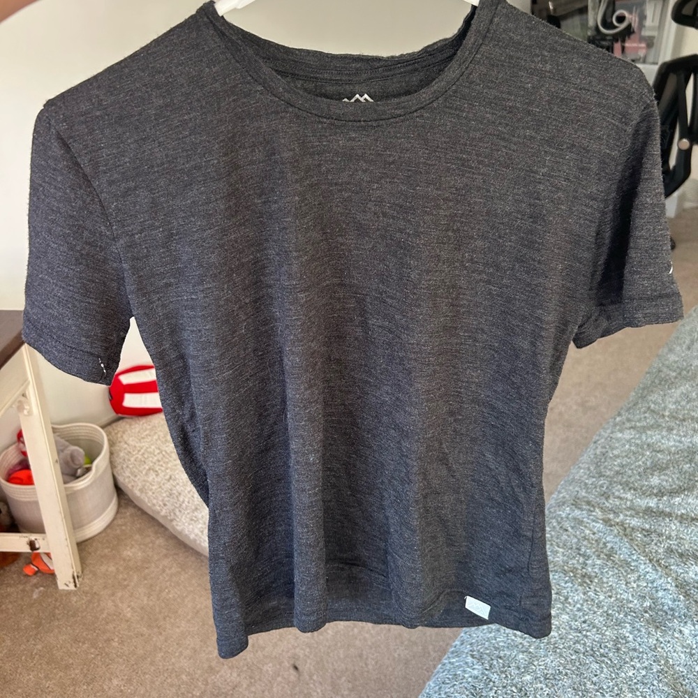 Womens 100% merino wool Black Heather Crew Neck T-Shirt